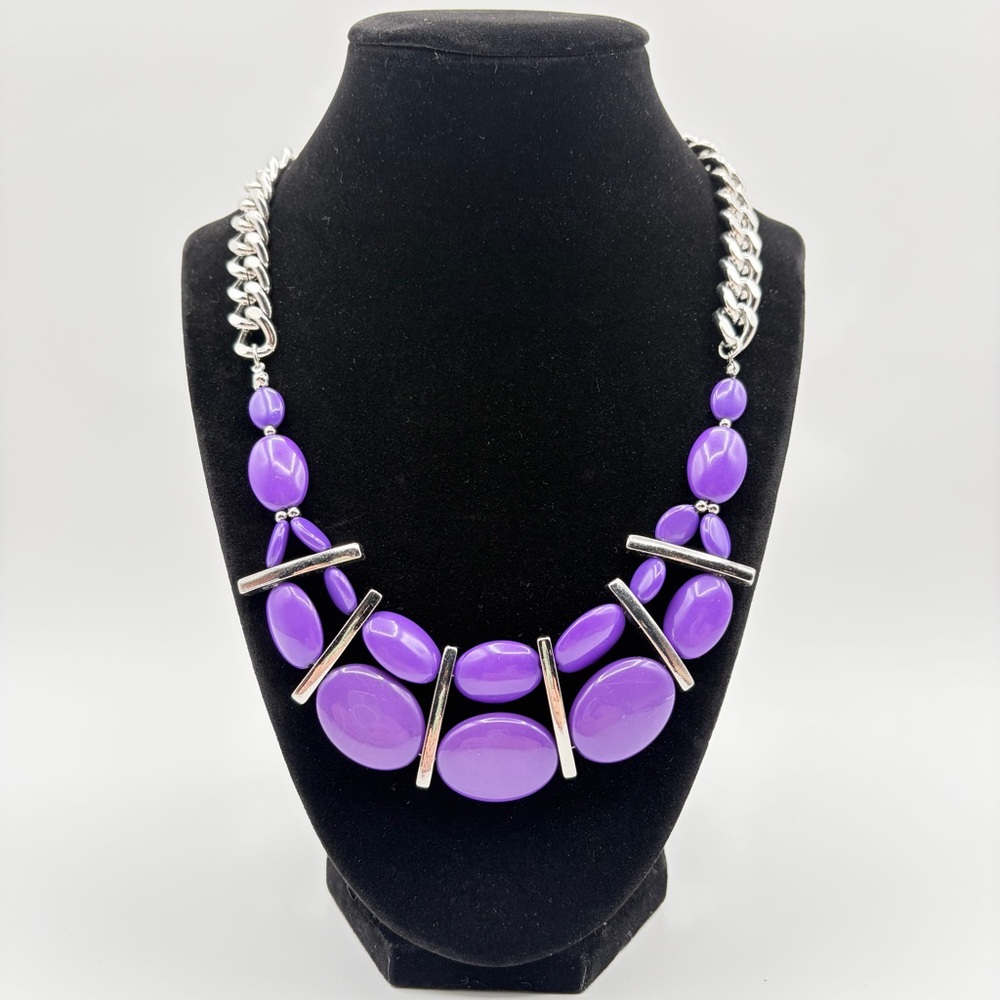 Purple Bib Statement Necklace Silver Tone Chain Y2K Acrylic Necklace